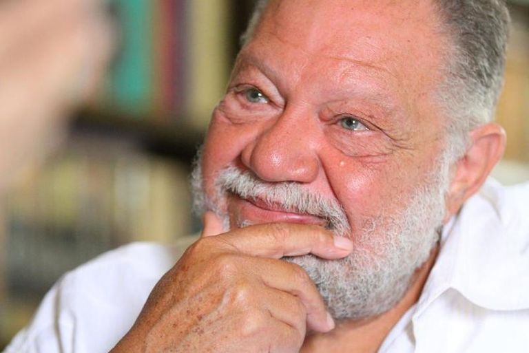 يحيى الفخراني يعود بالحجم العائلي