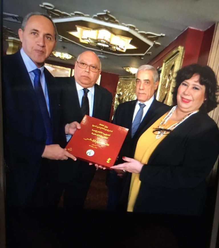 جناح الجزائر في معرض القاهرة الدولي للكتاب