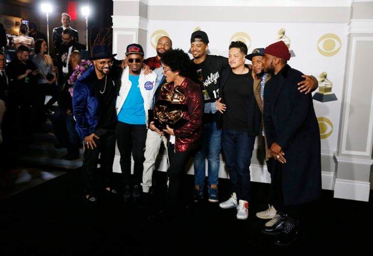 برونو مارس يتربّع على عرش جوائز جرامي