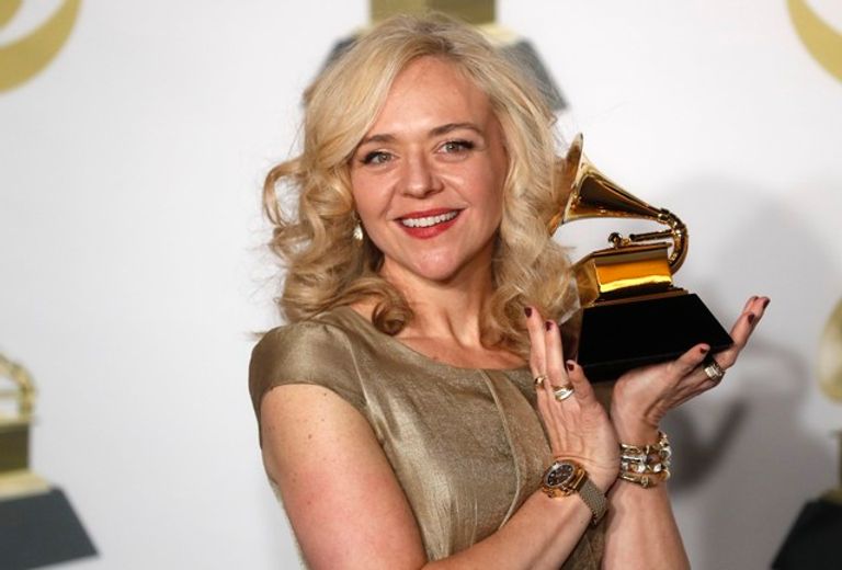 برونو مارس يتربّع على عرش جوائز جرامي