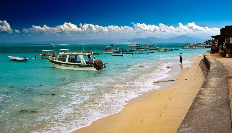 شاطئ نوسا ليمبونغان nusa lembongan beach السياحة في بالي