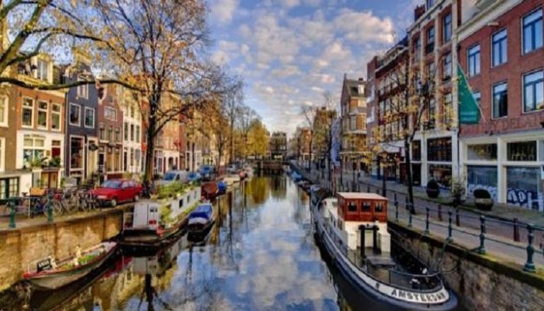 مدينة أروسا السويسرية