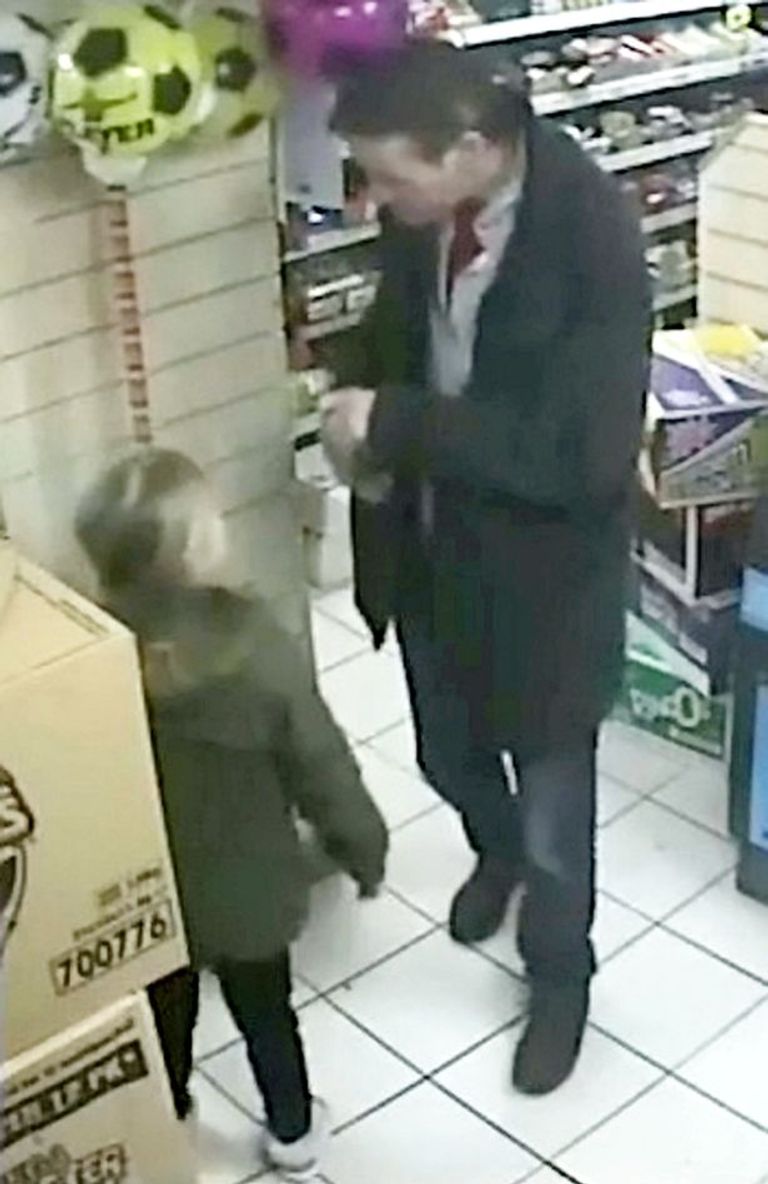 المجرم يبرر جريمته بإنقاذ ابنته من إدمان الإنترنت