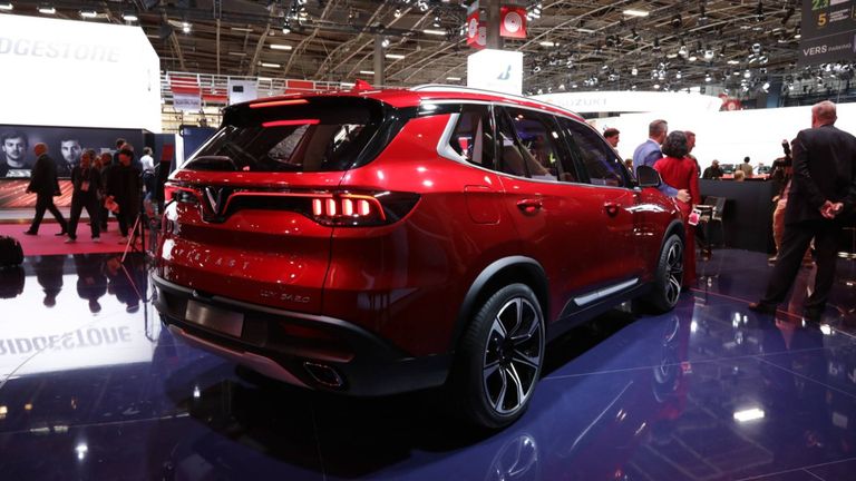 موديل "فينفاست" LUX SA2.0