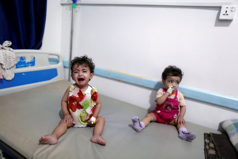 تسارع تفشي الكوليرا باليمن مسجلا 10 آلاف حالة أسبوعيا