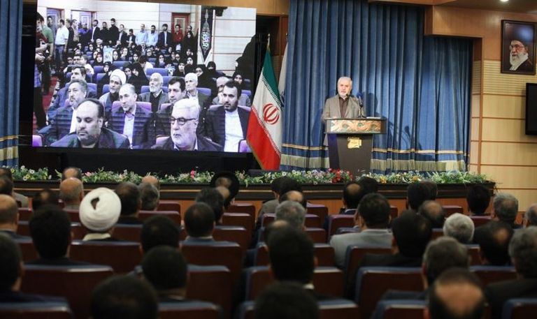 جانب من تلك المهرجانات الدعائية