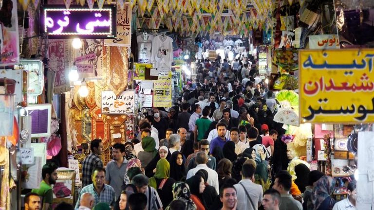 إحدى الأسواق في إيران - أرشيفية