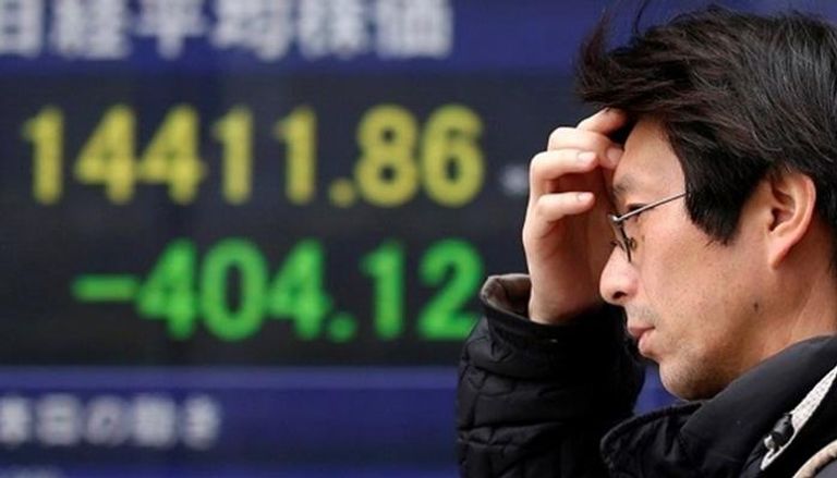 الأسهم اليابانية تنخفض مسجلة خسائر أسبوعية