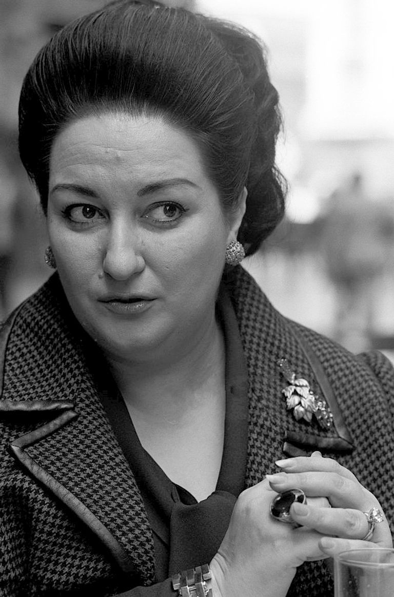 مونسرات كاباليه