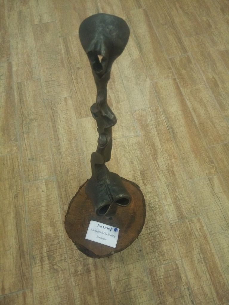 معرض لفن النحت على المعادن في الجزائر معرض لفن النحت على المعادن في الجزائر