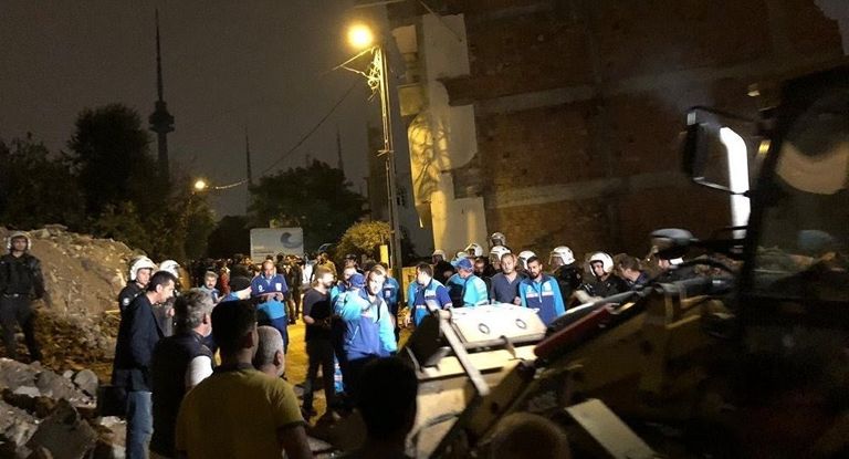 جرافات تركية تهدم مسجد