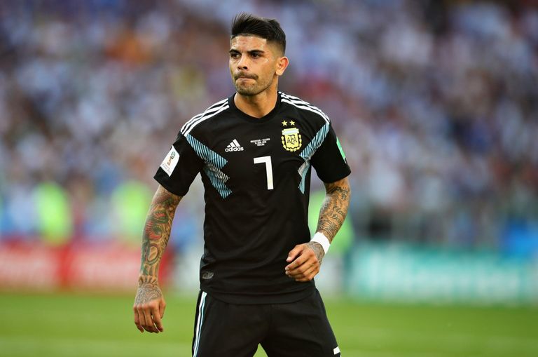 أوناي إيمري وإيفر بانيجا