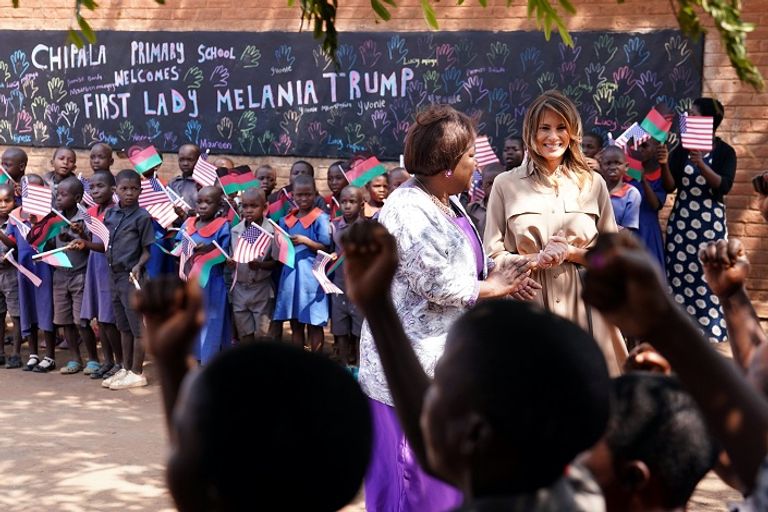 ميلانيا ترامب خلال زيارتها لملاوي ميلانيا ترامب خلال زيارتها لمصر - رويترز