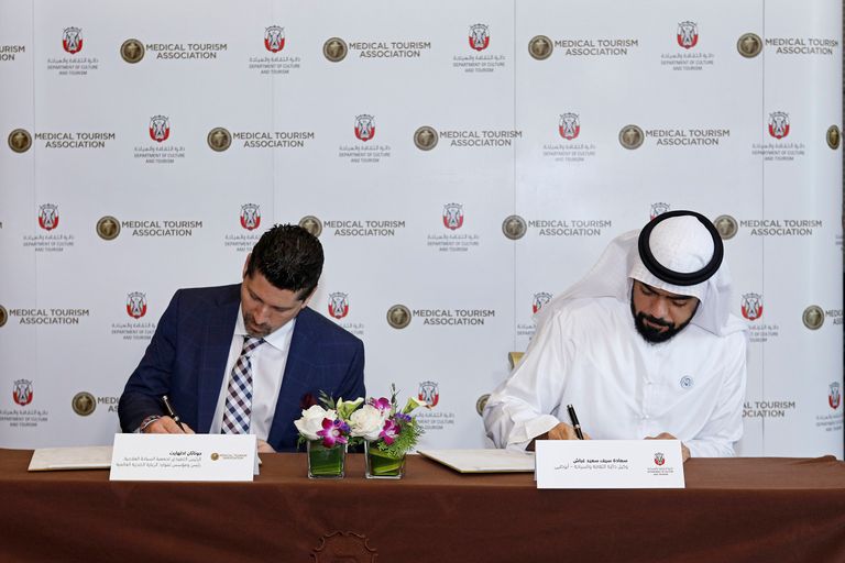 مذكرة تفاهم بين سياحة أبوظبي و"منظمة السياحة العلاجية"
