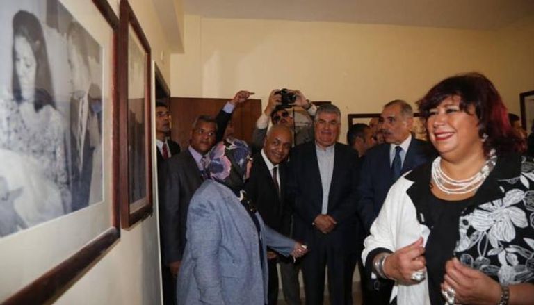 وزيرة الثقافة المصرية تفتتح قصر ثقافة جمال عبدالناصر بأسيوط