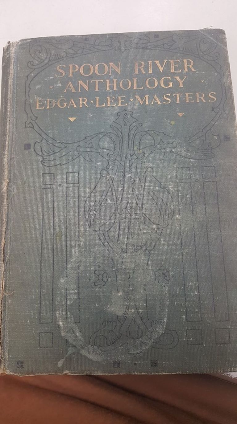 كتاب يعود إلى رفوف مكتبة أمريكية بعد 84 عاما من استعارته