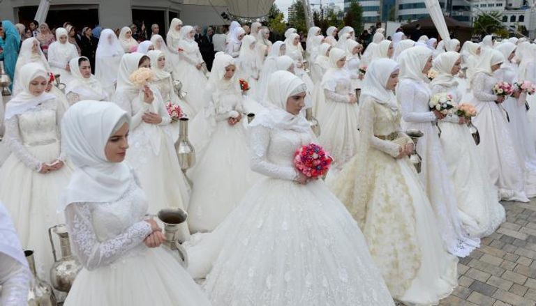 زفاف جماعي وتهنئة من بوتين بذكرى ٢٠٠ عام على تأسيس جروزني