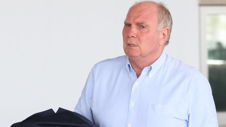 أولي هونيس نيكو كوفاتش