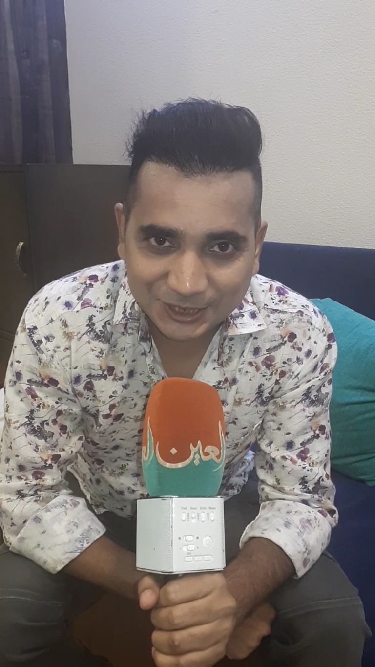 النجمان الهنديان ساناند فيرما وعامر خان