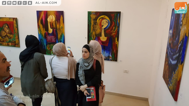 جانب من بعض لوحات المعرض