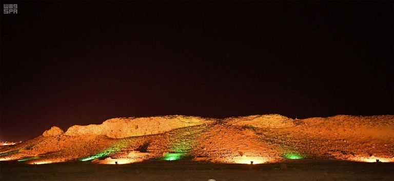 تيماء محافظة سعودية تحوي آثارا تعود لآلاف السنين 