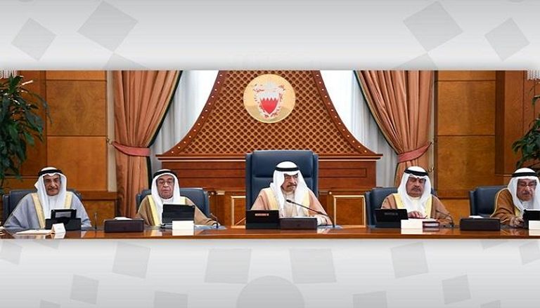 الأمير خليفة بن سلمان آل خليفة خلال الجلسة الاعتيادية الأسبوعية 
