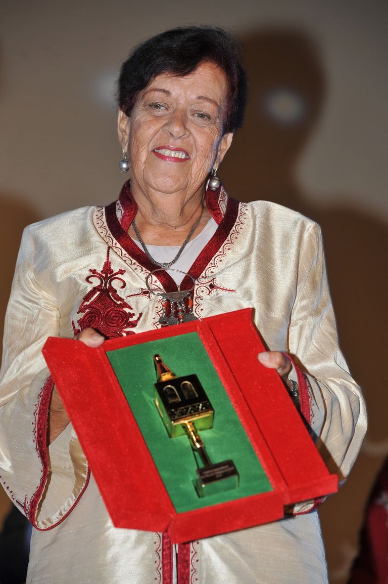 سلمى بكار أثناء تكريمها في مهرجان سلا بالمغرب