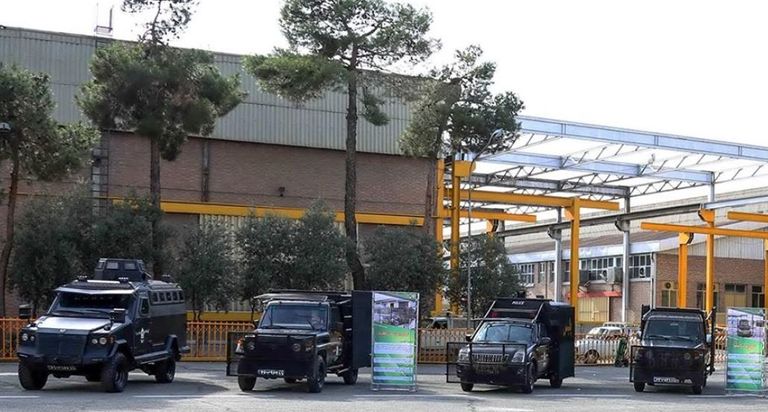 جانب من أسلحة دعم قوى الأمن الداخلي الإيرانية