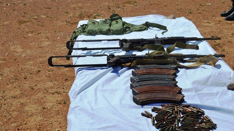 اكتشاف مخبأ أسلحة على الحدود مع موريتانيا اكتشاف مخبأ أسلحة على الحدود مع موريتانيا