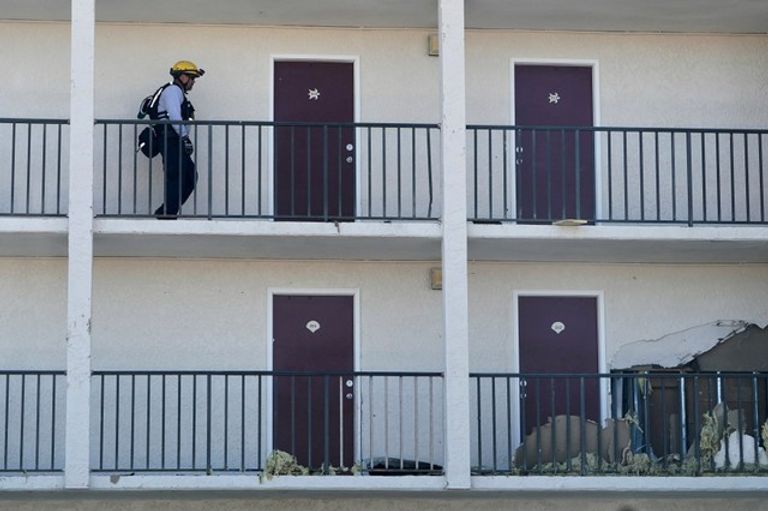 الإعصار مايكل يخلف أضرارا كبيرة في بلدة مكسيكو بيتش