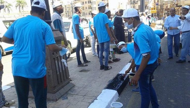 الحملة الشبابية لتنظيف وتجميل مدينة الأقصر المصرية 