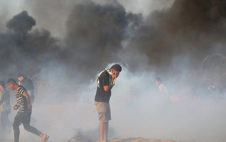 جانب من المواجهات بين الفلسطينيين وقوات الاحتلال - رويترز الحقوقي الفلسطيني عبدالحليم أبو سمرة