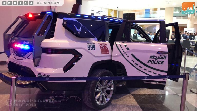 تعرض عدد من الشركات والجهات أحدث ابتكاراتها في