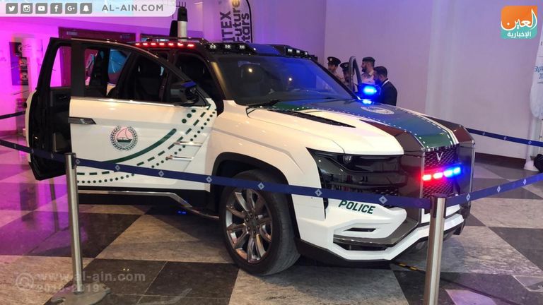 تعرض عدد من الشركات والجهات أحدث ابتكاراتها في