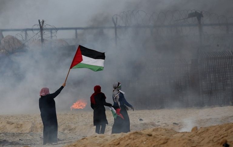 قوات الاحتلال تفتح النار على قارب فلسطيني- أ. ف. ب