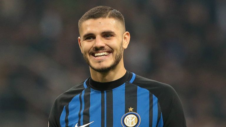 ماورو إيكاردي مهاجم إنتر ميلان فابيو كابيلو