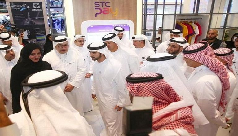 ولي عهد دبي يزور جناح "الاتصالات السعودية" في معرض جيتكس 2018