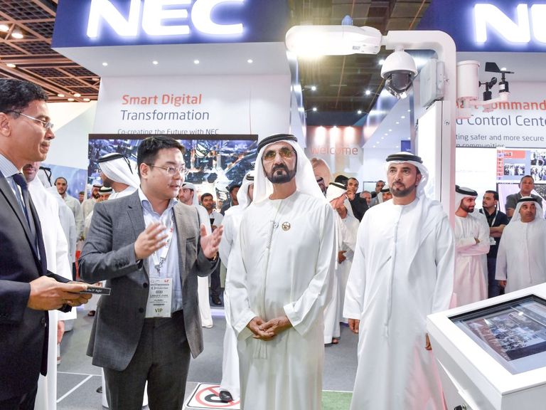 محمد بن راشد آل مكتوم يلتقي قيادات شركات التكنولوجيا في جيتيكس 2018