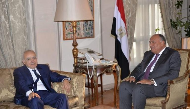 وزير الخارجية المصرية خلال استقباله المبعوث الأممي الخاص بليبيا