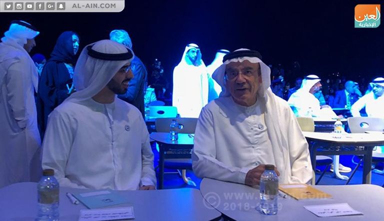 الشيخ محمد بن راشد والشيخ حمدان بن محمد لدى حضور الاحتفالية