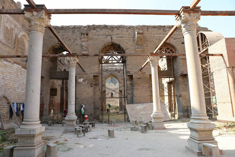 وزير الآثار المصري وسفير كازاخستان بالقاهرة يتفقدان مسجد الظاهر بيبرس