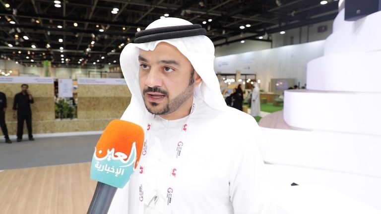 الدفاع المدني الإماراتي يطلق ٢٤ خدمة ذكية للمتعاملين