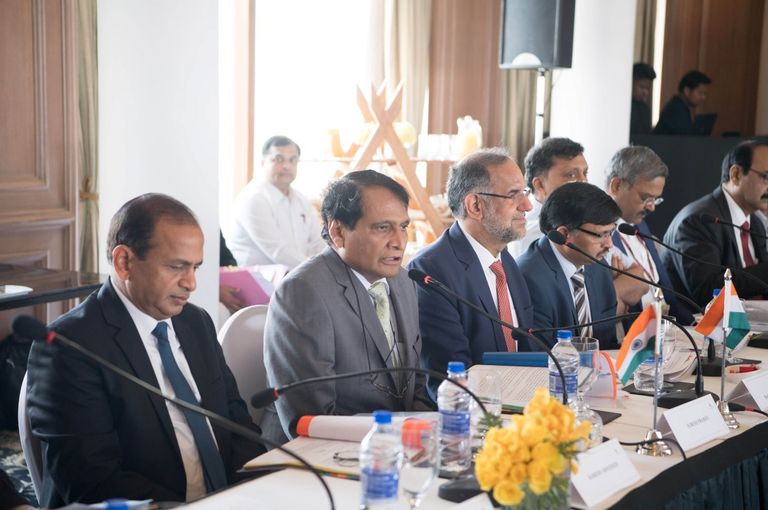 فريق العمل الاستثماري الإماراتي- الهندي المشترك