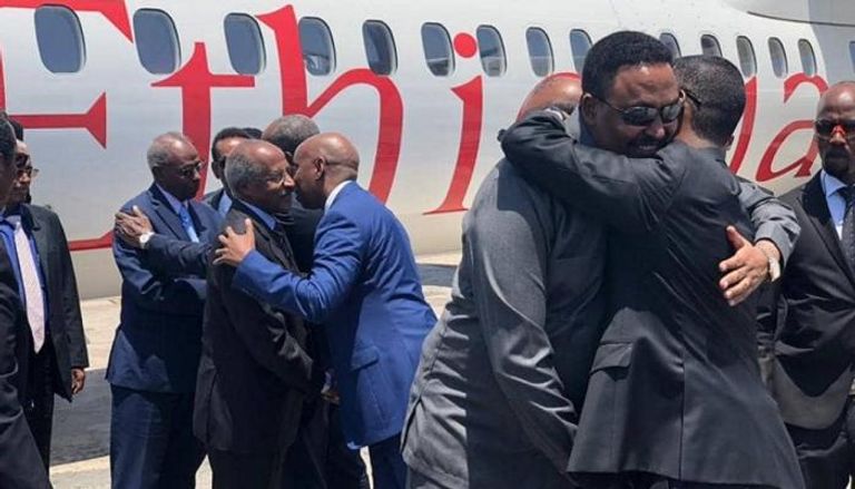 وصول وزيري خارجية إثيوبيا وإريتريا إلى الصومال