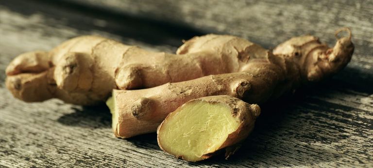 10 علاجات منزلية للتخلص من البرد