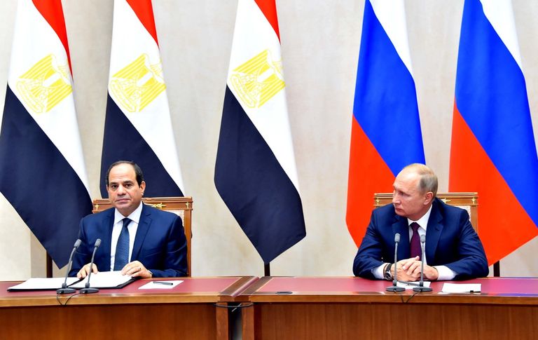السيسي وبوتين عقب توقيع اتفاقية الشراكة الشاملة