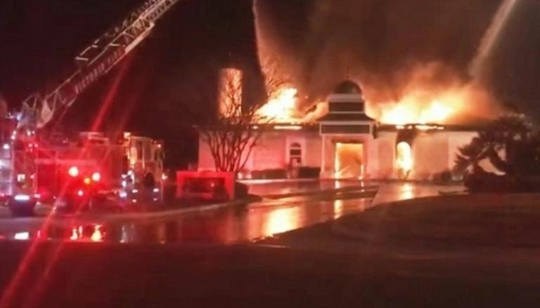 صورة أرشيفية لعملية إضرام النيران في مسجد بتكساس