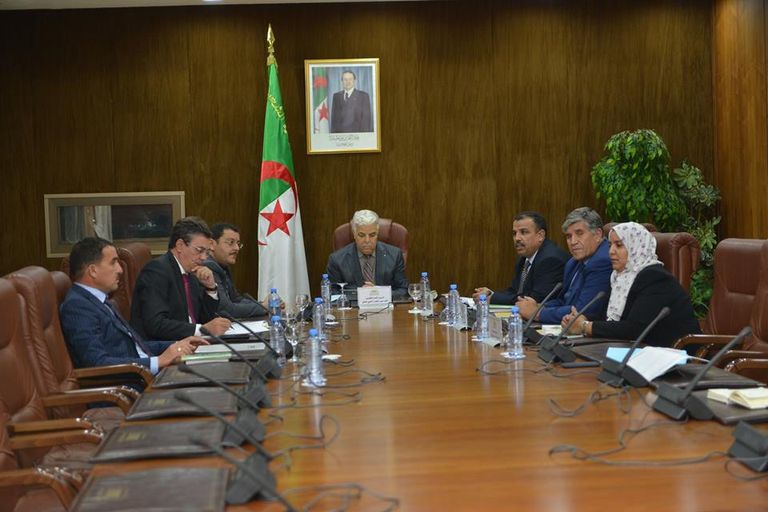 اجتماع نواب رئيس البرلمان الجزائري