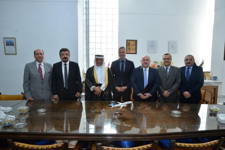 مصر توقع اتفاق شراكة دولي لإنشاء منطقة لوجستية بمطار القاهرة الدولي  جانب من مراسم توقيع اتفاق الشراكة لإنشاء منطقة لوجستية بمطار القاهرة