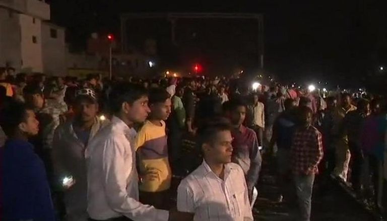 مخاوف من مقتل العشرات في حادث قطار شمال الهند